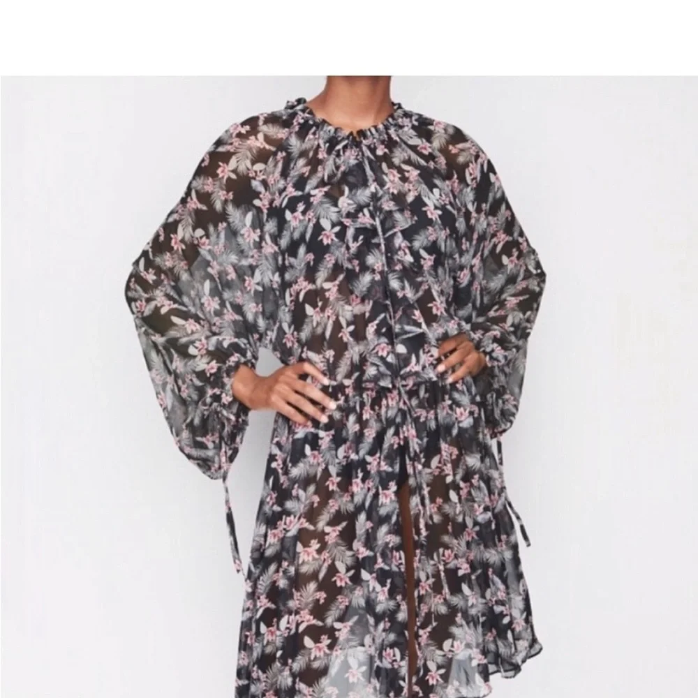 Victoria’s Secret sheer with ruffles size small - Picture 2 of 7